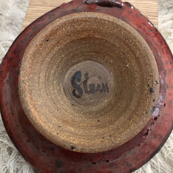 Handmade Artist Signed Stein Studio Art
Pottery Small Pedestal Bowl - Picture 9 of 17